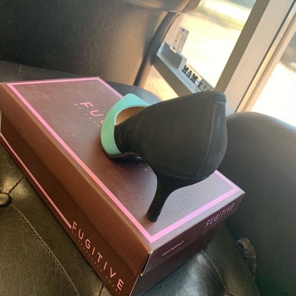 Turquoise/Black suede women’s pumps - Picture 2 of 5